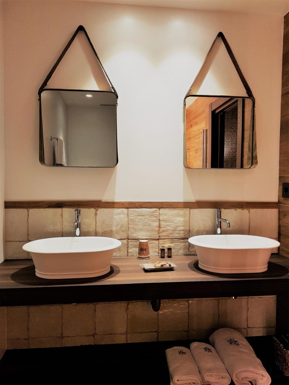 Casa Perez Guest House Yebra de Basa Luaran gambar